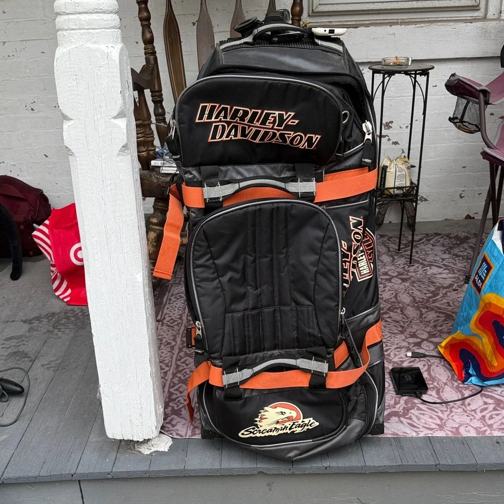 Harley-Davidson Black and Orange Travel Bag - Picture 1 of 4